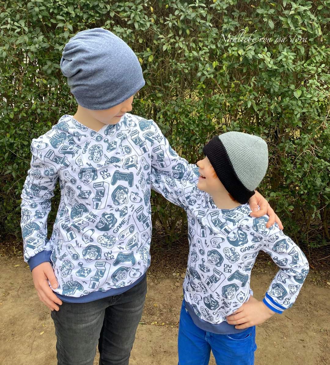 KVILL – Troyer Kinder digitales Schnittmuster als PDF download | mit Kapuze, Schalkragen oder Reißverschluss | Größe 98–164 | SEAMONE – Kinder A4 + A0 + Beamer PDF Schnittmuster | SEAMONE