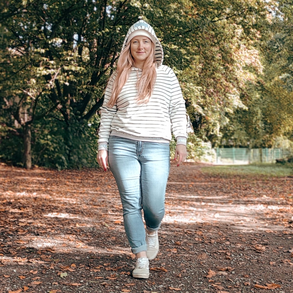 RYSSHOLM – Hoodie Damen digitales Schnittmuster als PDF download | mit Rüsche & Ballonärmeln | Größe 32–52 | SEAMONE – Damen A4 + A0 + Beamer PDF Schnittmuster | SEAMONE