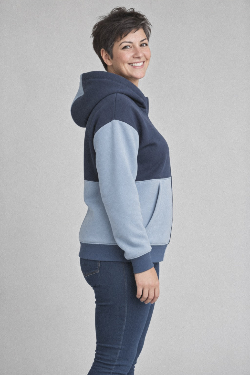 KALIX – Women's Oversized Hoodie Sewing Pattern, PDF & Paper