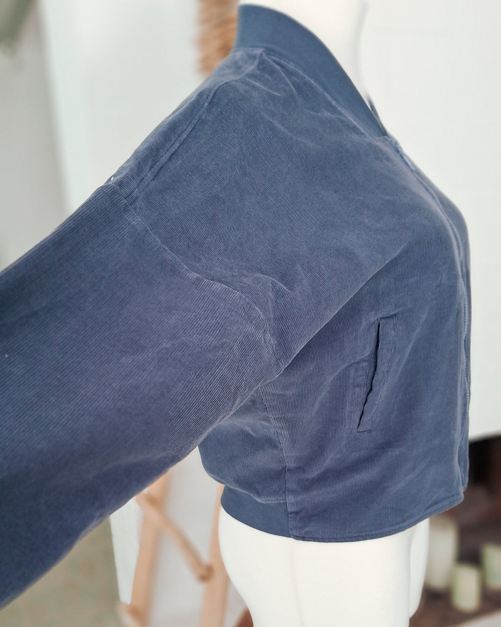 MØLNA – Collegejacke Damen nähen | Schnittmuster PDF | kurze Jacke mit eckigen Einsatz | Größe 30–60 | SEAMONE