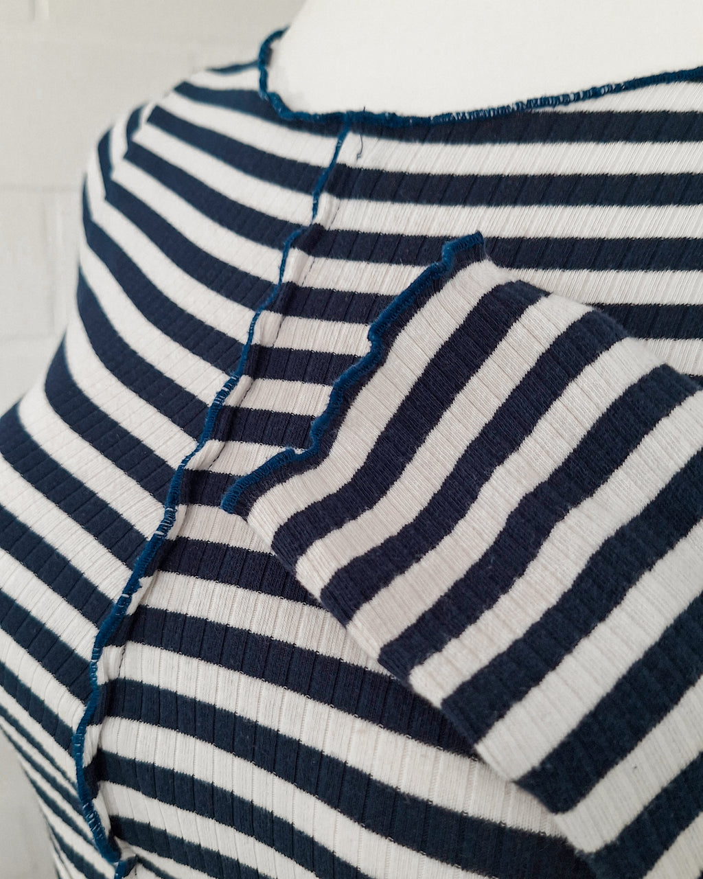 RØLLA – Rollsaum Shirt Damen | mit Rüsche | Rippjersey & elastische Spitze | digitales Schnittmuster als PDF download | Größe 30–60 | SEAMONE