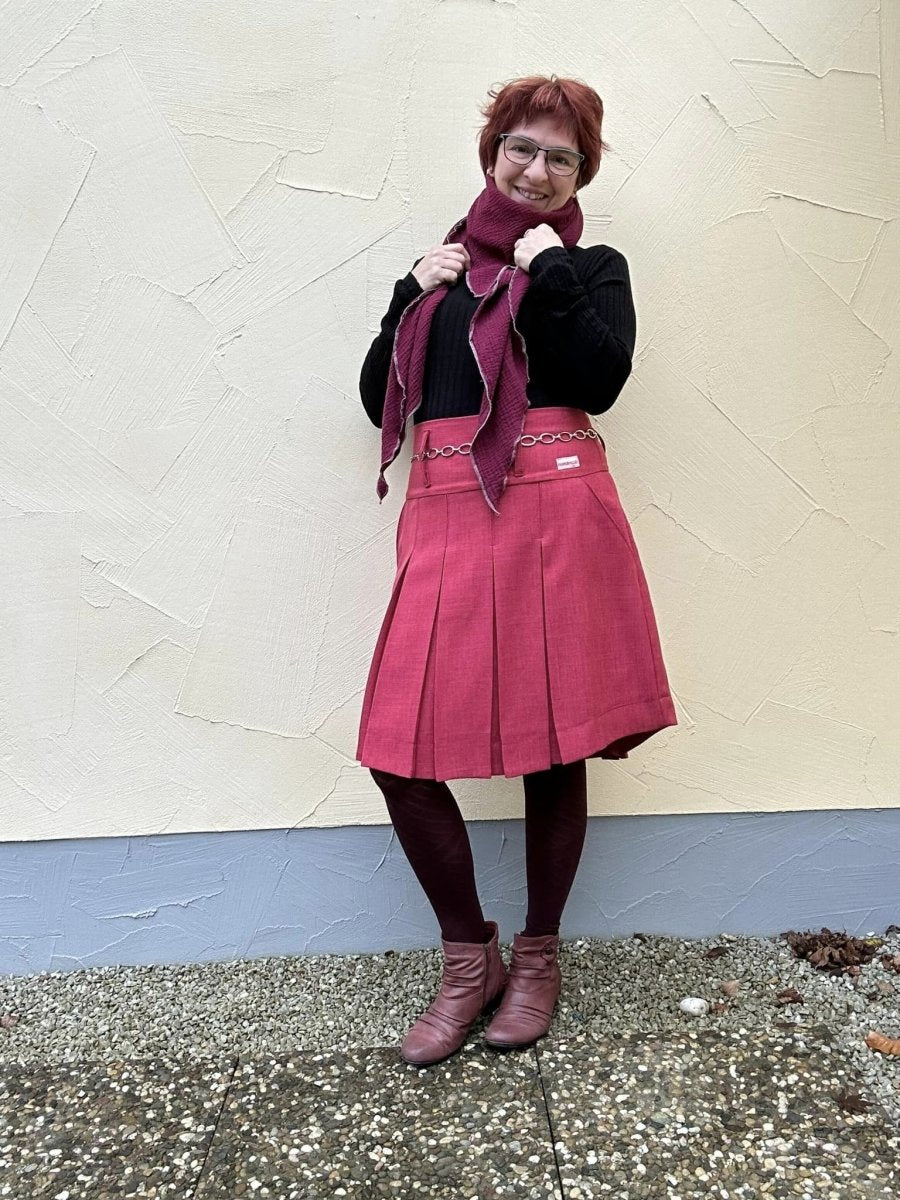 FOLLSJÅ – Kellerfaltenrock Damen digitales Schnittmuster als PDF download | gefüttert & mit Eingrifftaschen | Größe 32–52 | SEAMONE – Damen A4 + A0 + Beamer PDF Schnittmuster | SEAMONE