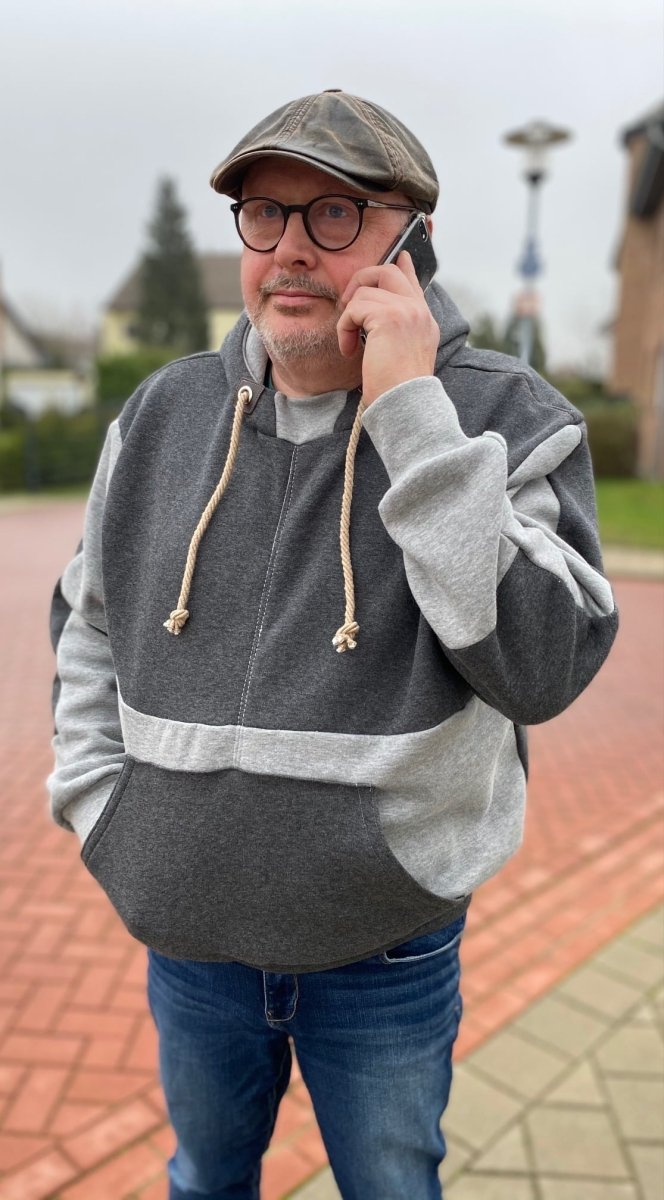 KALIX men's hoodie in grey with a light grey panel