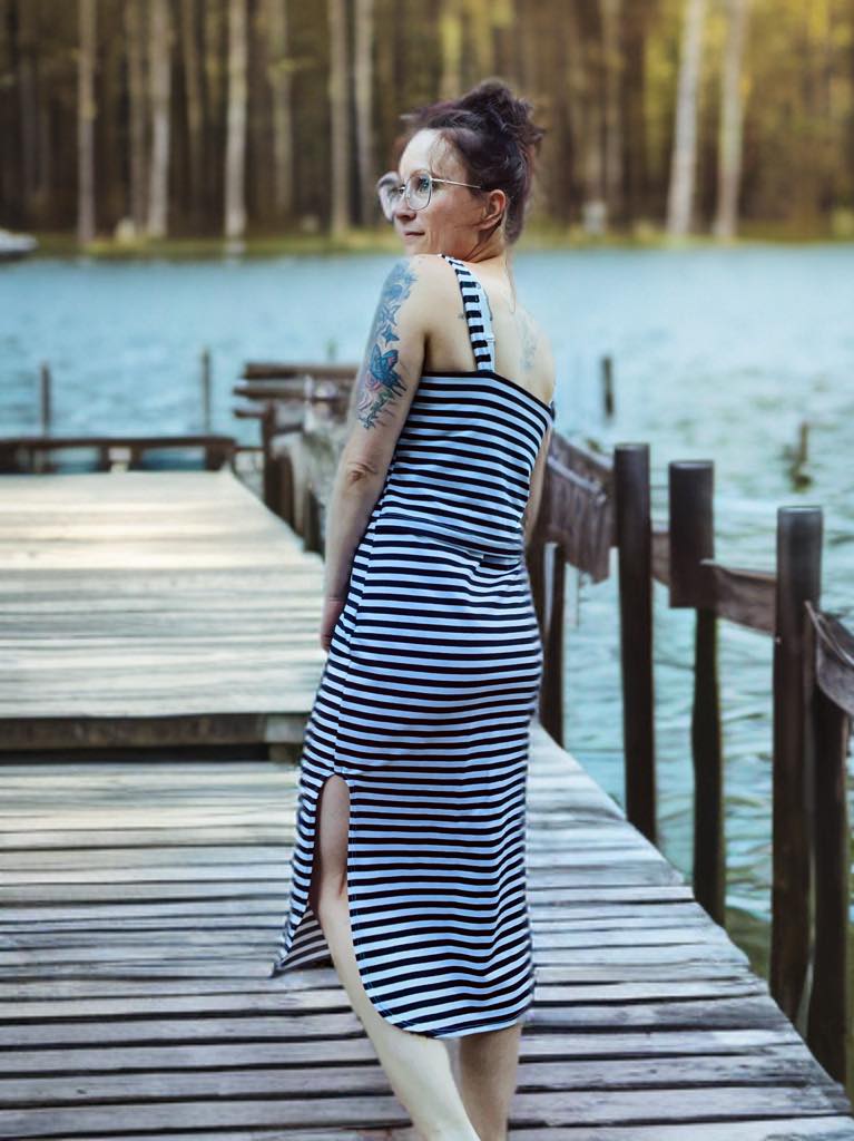 SØNDERVIG – Sommerkleid Damen digitales Schnittmuster als PDF download | ärmellos & mit Taillengürtel | Größe 32–52 | SEAMONE – Damen A4 + A0 + Beamer PDF Schnittmuster | SEAMONE