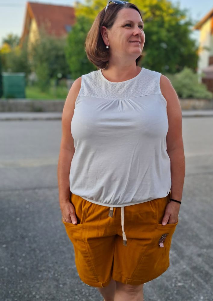 VIANNE – Shorts Damen Schnittmuster PDF Download | locker geschnitten & mit Gummibund | Größe 32–52 | SEAMONE – Damen Digital (A4 + A0 + Beamer) PDF Schnittmuster | SEAMONE