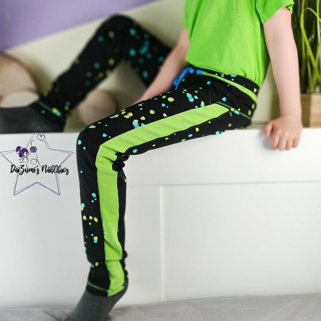 HÅLIN – Jogginghose Kinder digitales Schnittmuster als PDF download | mit Seitenstreifen & Teilungsdetails | Größe 86–164 | SEAMONE – Kinder A4 + A0 + Beamer PDF Schnittmuster | SEAMONE