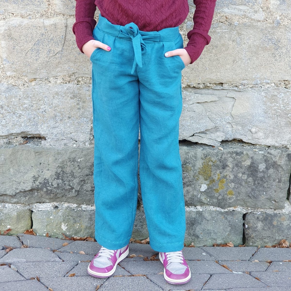 LYSE – Hose Kinder digitales Schnittmuster als PDF download | mit Paperbag - Bund & geradem Bein | Größe 98–152 | SEAMONE – Kinder A4 + A0 + Beamer PDF Schnittmuster | SEAMONE